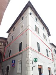 ufficio in affitto a Foligno, centro storico, Via Cesare Agostini