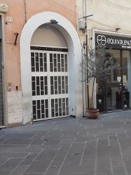 locale in affitto a Foligno, Centro Storico, Corso Cavour