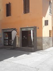 locale in affitto a Foligno, centro storico, Piazza Giacomini