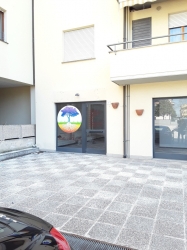 locale in affitto a Foligno, zona Villa Candida, Via Treviso