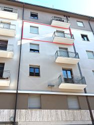 Appartamento in vendita a Foligno - Foligno, Centro Storico, Via Corso Nuovo