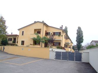 appartamento in investimenti a Foligno, Via Scafali