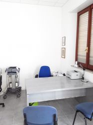 ufficio in a Foligno, Loc. Vescia