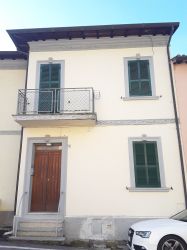 appartamento in vendita a Foligno loc. Belfiore, Via Innamorati