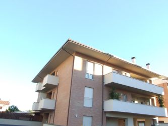 appartamento in vendita a Foligno, zona Via dei Laghi, Via La Louviere