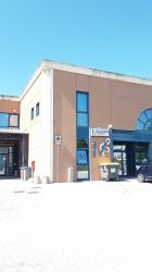 locale in vendita a Foligno, S. Eraclio, Via delle Industrie